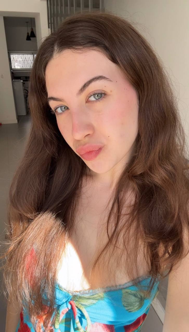 Nude girl Amber in Kuantan