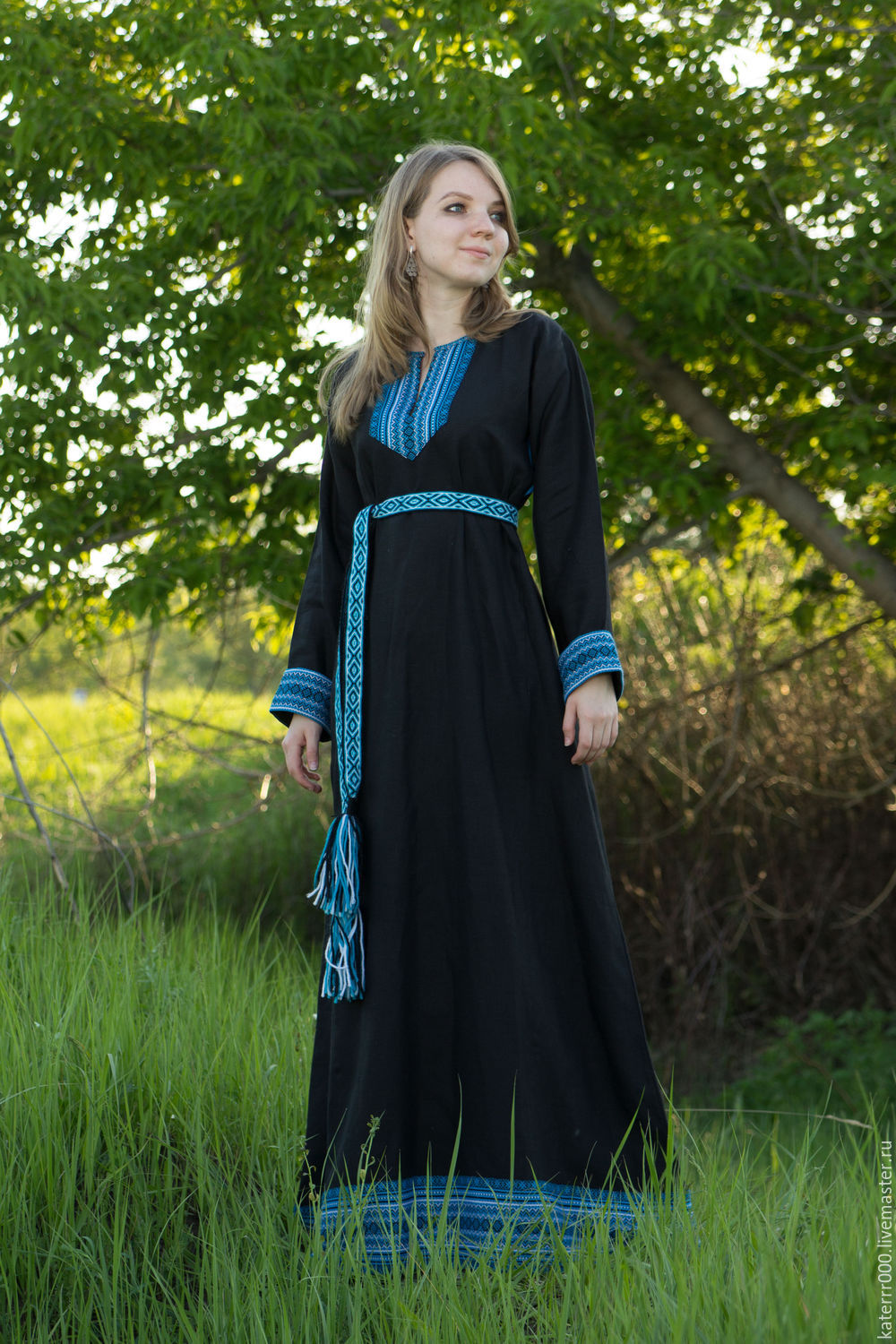 Women in Slavic costumes in Kuantan